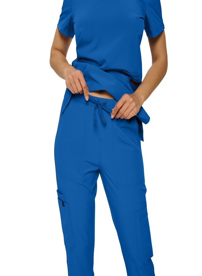 MONARCH UNIFORMS طقم ملابس طبية من مونارك يونيفورمز، متوفر بمقاسات عادية وصغيرة، مصنوع من قماش مطاطي، يتكون من بلوزة وبنطال طبيين - (أزرق ملكي) - مقاس صغير - Image 3